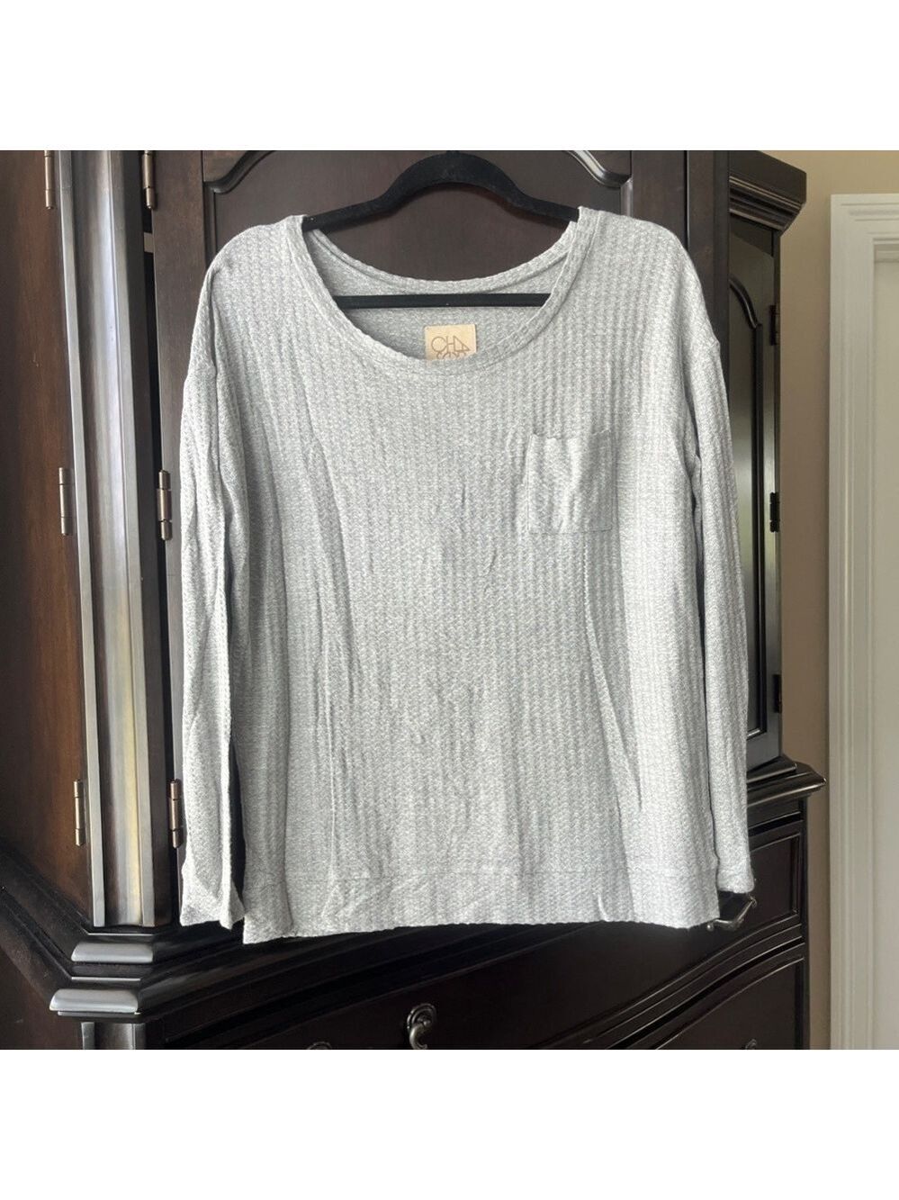 NWT Chaser L/S Wide Neck Thermal w/Pocket Tee, Grey Medium